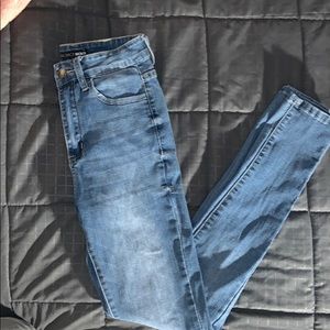 Classic Fashion Nova high waisted jeans💅🏻